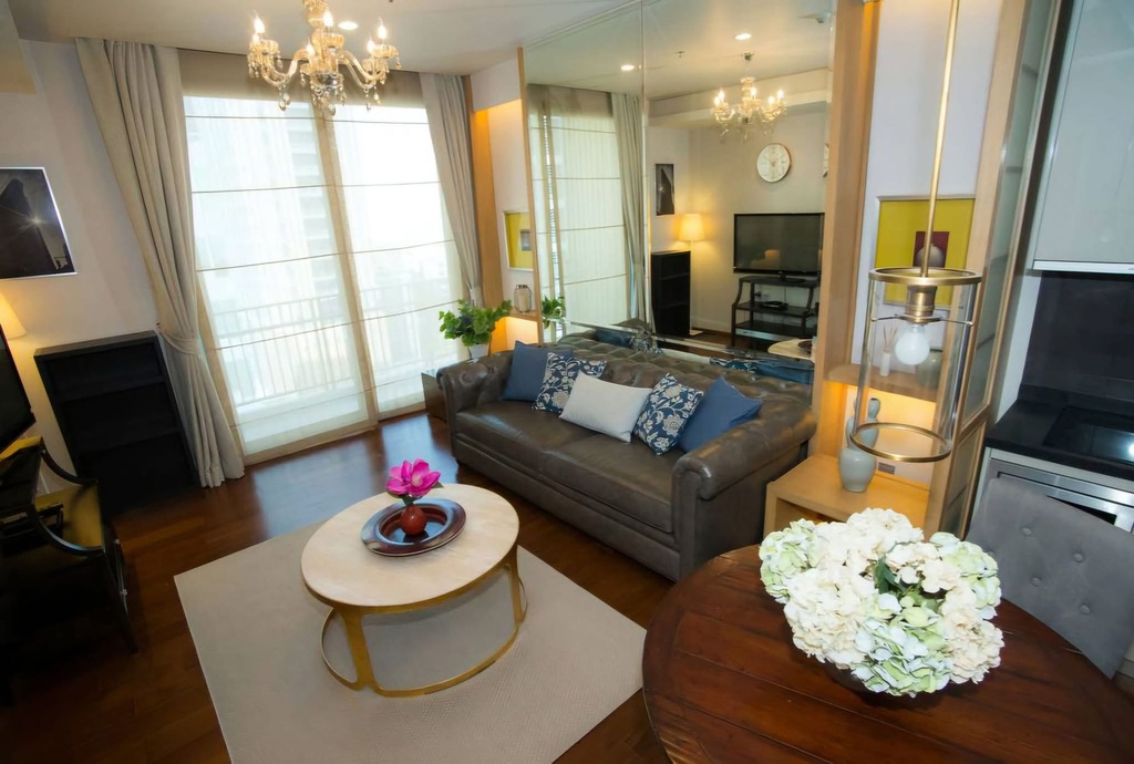 Quattro by Sansiri 11FL, room #81, 45KB, 1BB, 63sqm, 