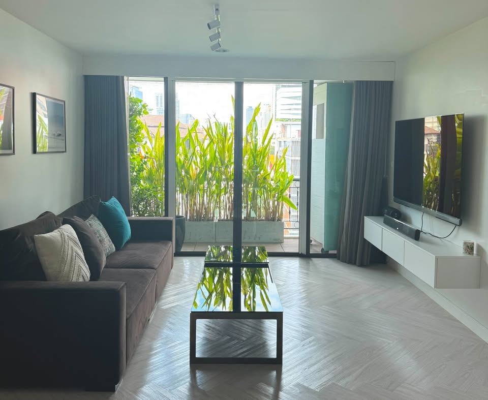 Pearl Residence Sukhumvit 24 Penthouse floor, 3BB, 110sqm,85KB