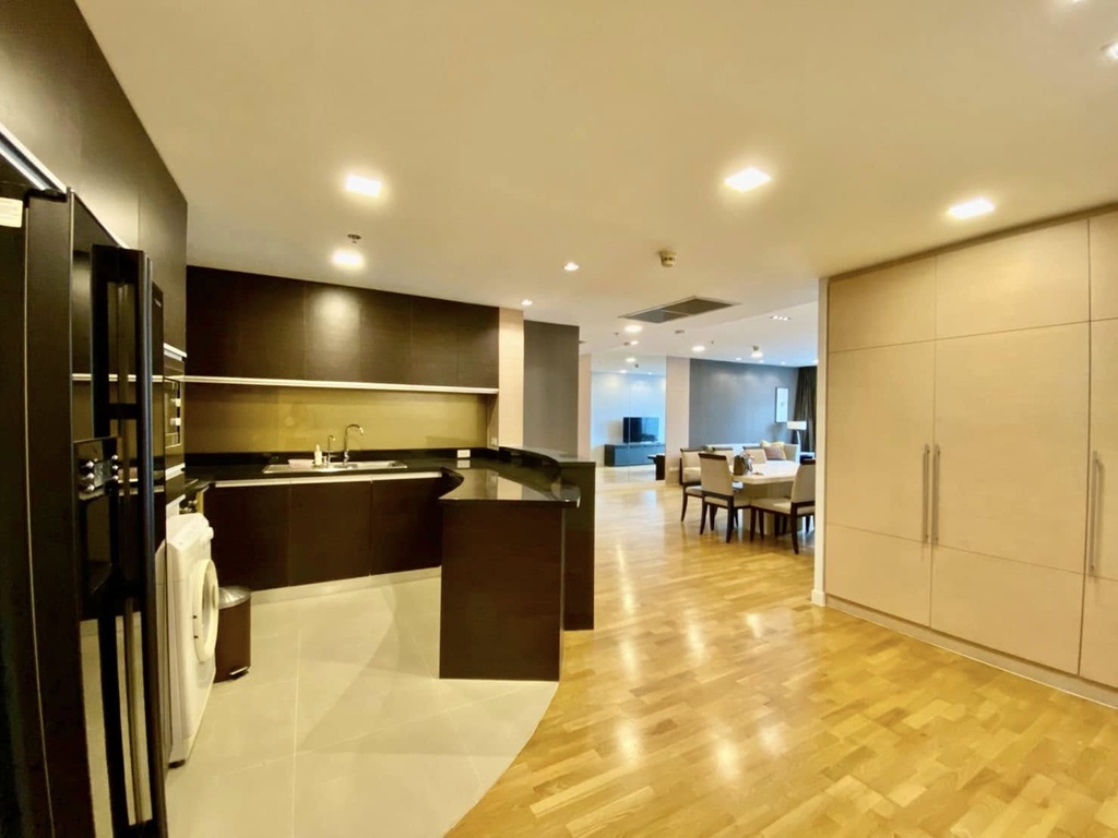 Urbana Sathorn, 21FL, 2BB, 139.40sqm, parking 2, 60KB or 24MB