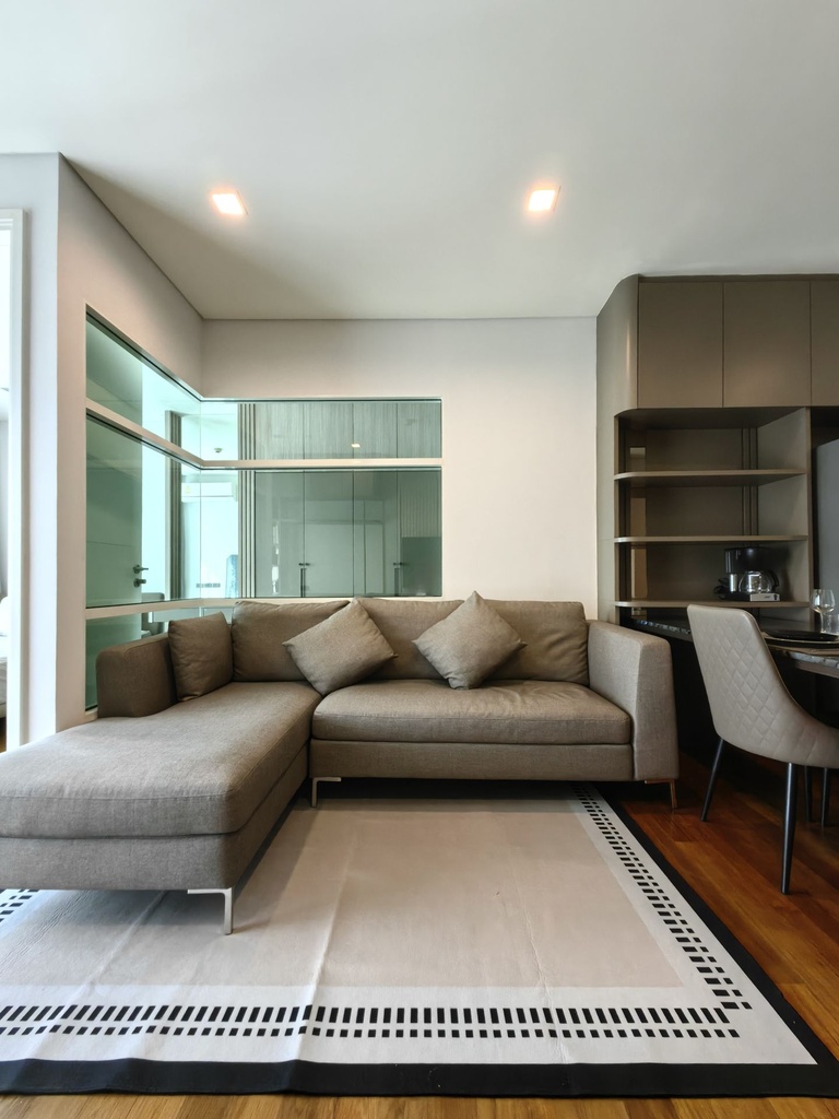 Ivy Thonglor, 15FL,1BB, 42.5sqm, 39KB