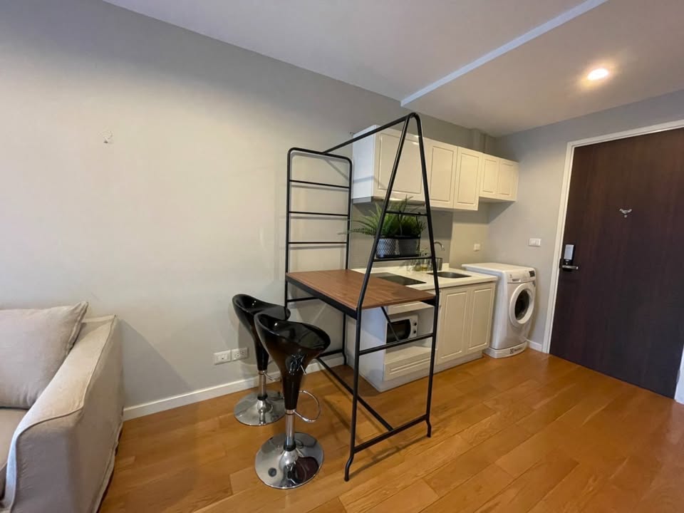  Dwell Sukhumvit 26, 8FL,91/204 Build A, 1BB, 35 Sq.m., 20KB