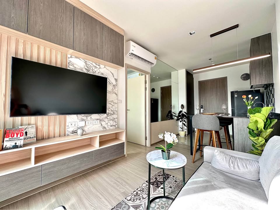 The Base Phetchaburi-Thonglor, 20FL, 21KB,4.2 MB, 1BB, 33sqm