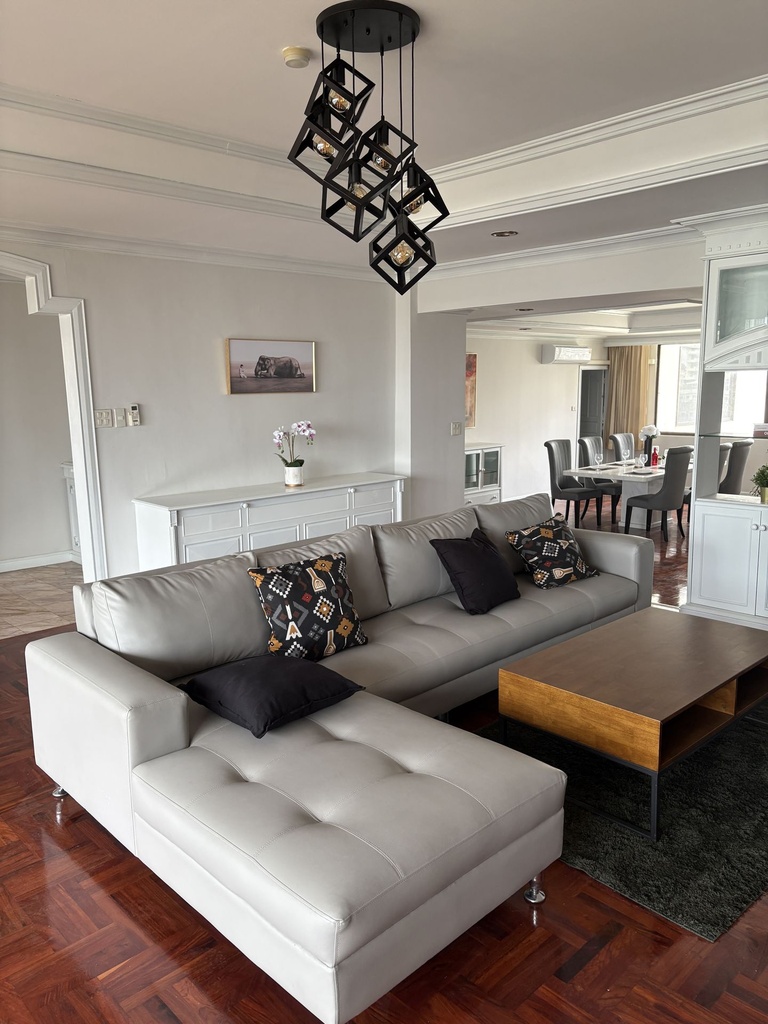 Charan tower Residence 8FL, 8B
