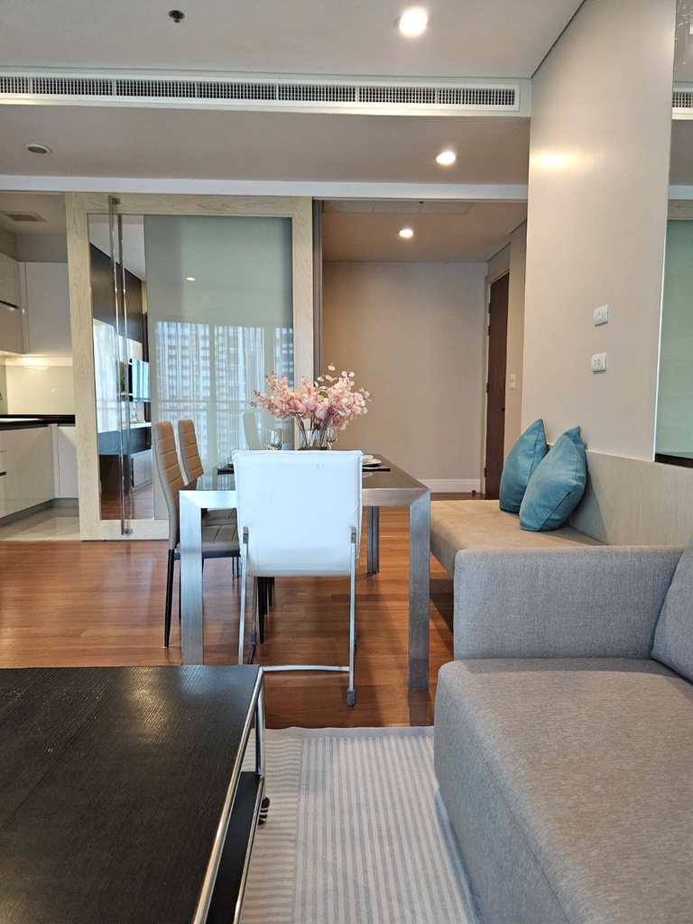 Bright Sukhumvit 24, 14FL, Build B, 70sqm, 1BB, 50KB