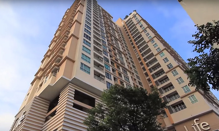 Life at Sukhumvit 65