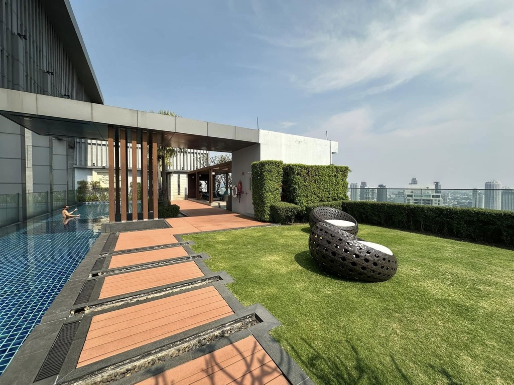 The Address Sukhumvit 28